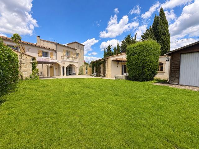 Maison 8 pièces 283 m²