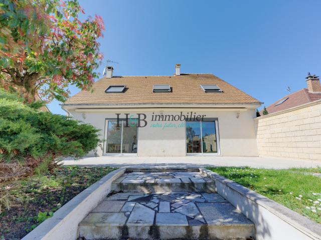 Maison 8 pièces 283 m²