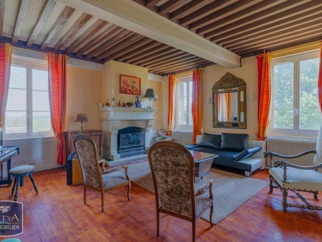 Maison 8 pièces 283 m²