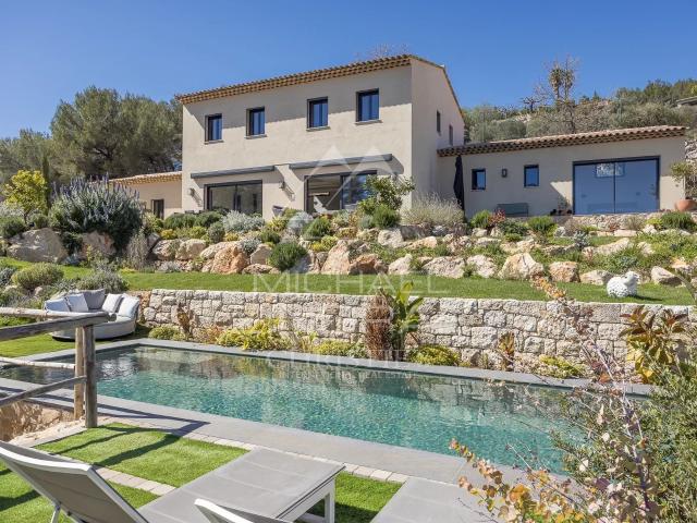 Maison 8 pièces 294 m²