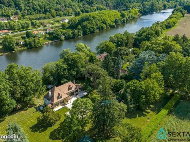 Maison 8 pièces 294 m²