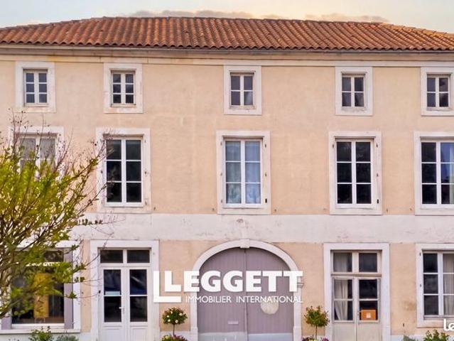 Maison 8 pièces 295 m²
