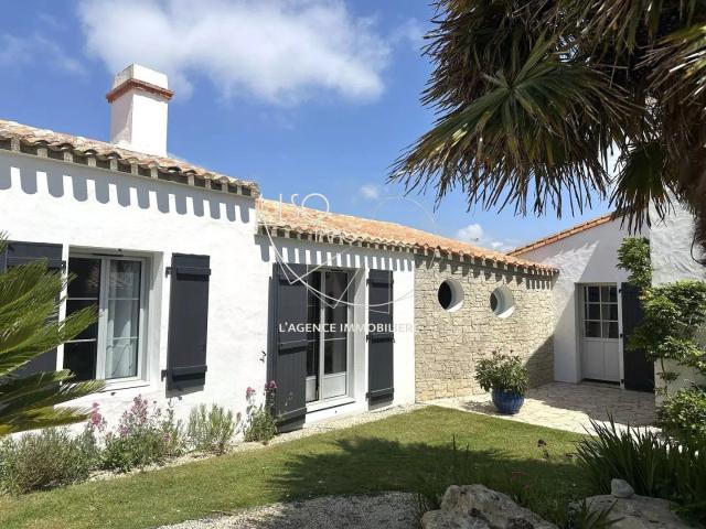 Maison 8 pièces 296 m²