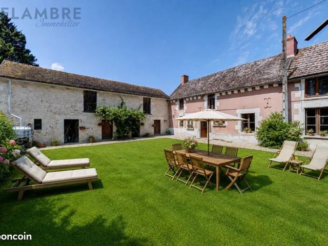 Maison 8 pièces 296 m²