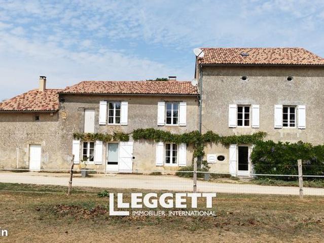 Maison 8 pièces 297 m²