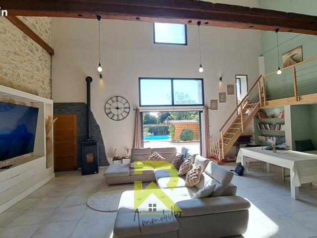 Maison 8 pièces 297 m²