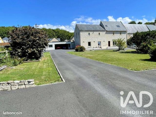 Maison 8 pièces 299 m²