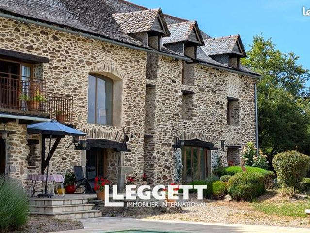 Maison 8 pièces 290 m²