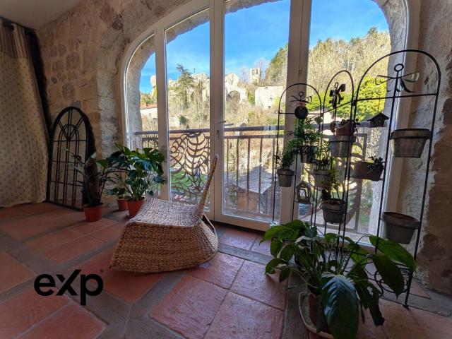 Maison 8 pièces 290 m²