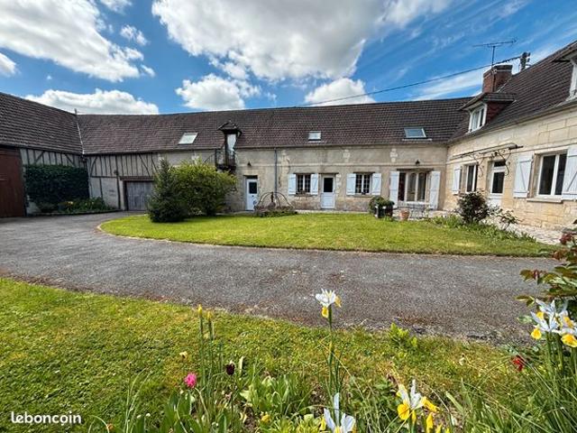Maison 8 pièces 290 m²