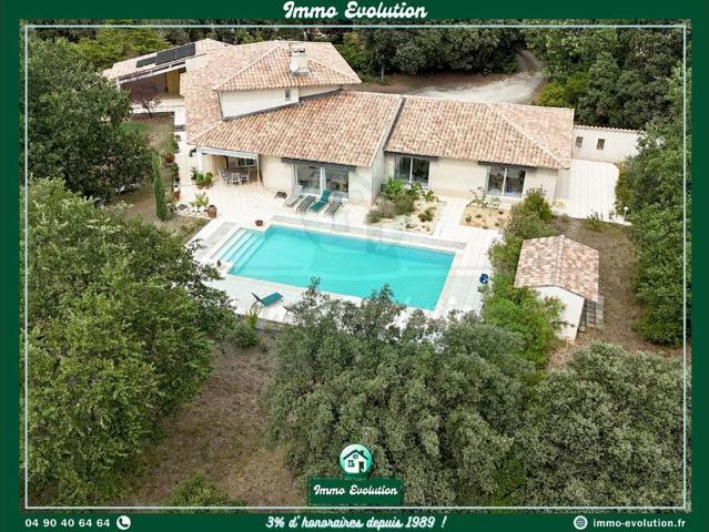 Maison 8 pièces 290 m²