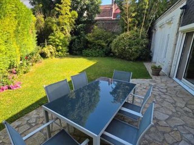 Maison 8 pièces 290 m²