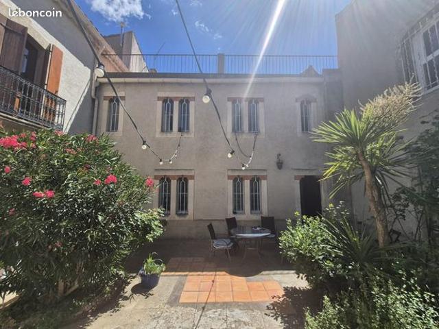Maison 8 pièces 290 m²