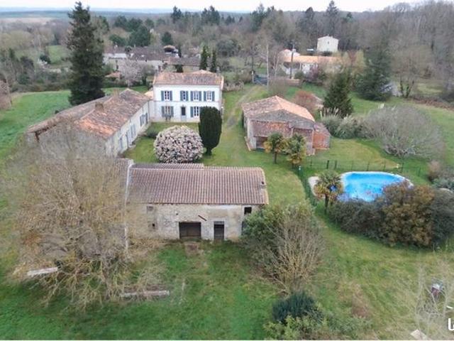 Maison 8 pièces 290 m²