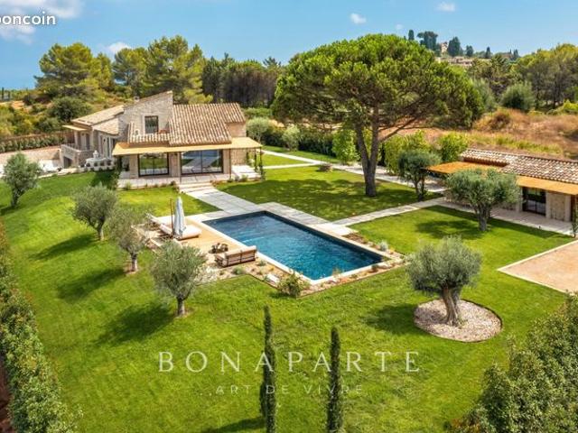 Maison 8 pièces 290 m²