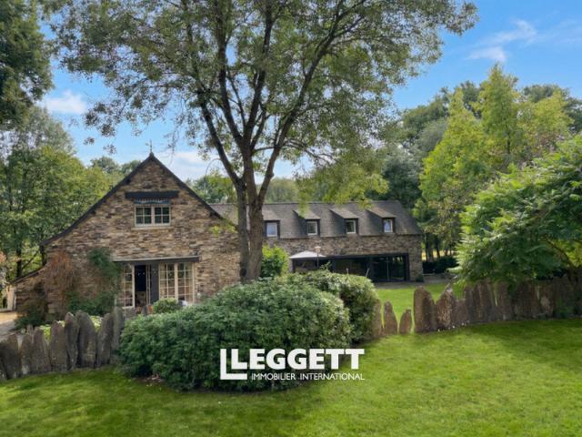 Maison 8 pièces 290 m²