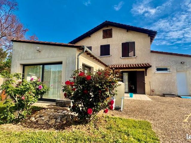 Maison 8 pièces 291 m²