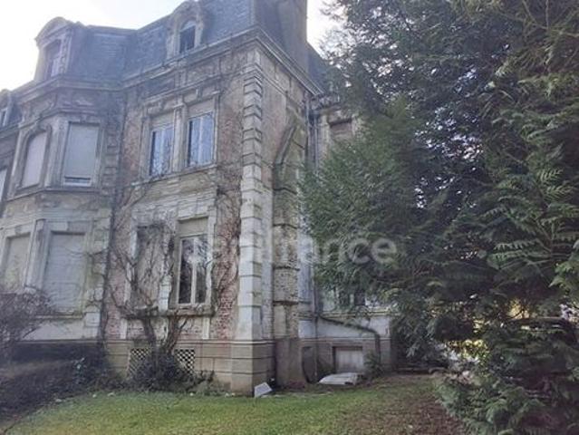 Maison 8 pièces 291 m²