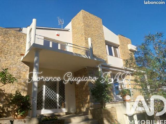 Maison 8 pièces 292 m²