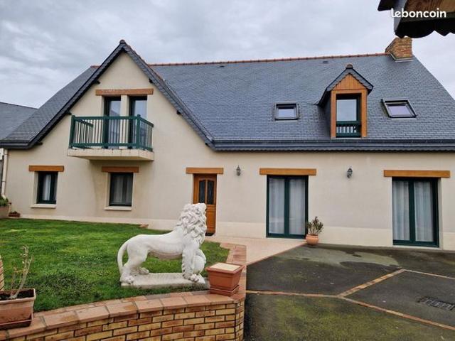 Maison 8 pièces 292 m²