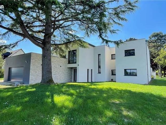 Maison 8 pièces 293 m²