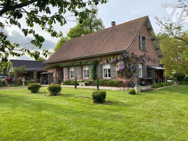 Maison 8 pièces 293 m²