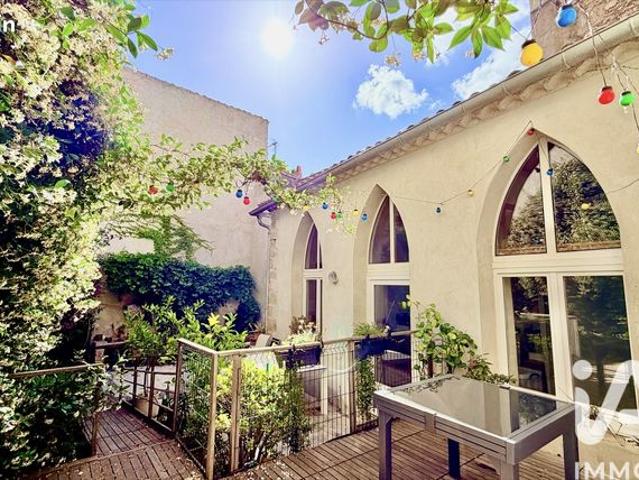 Maison 8 pièces 308 m²
