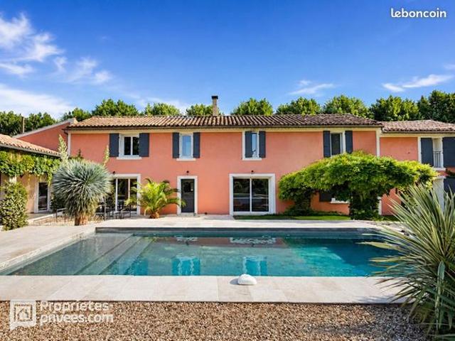 Maison 8 pièces 308 m²