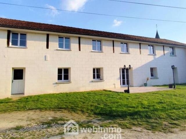 Maison 8 pièces 309 m²