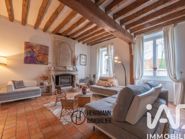 Maison 8 pièces 300 m²