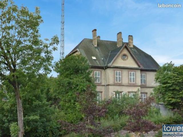 Maison 8 pièces 300 m²