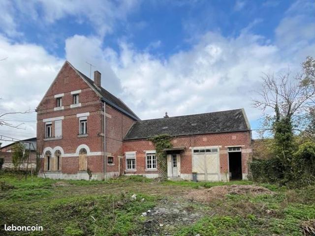 Maison 8 pièces 300 m²