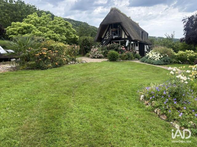 Maison 8 pièces 300 m²