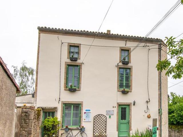 Maison 8 pièces 300 m²
