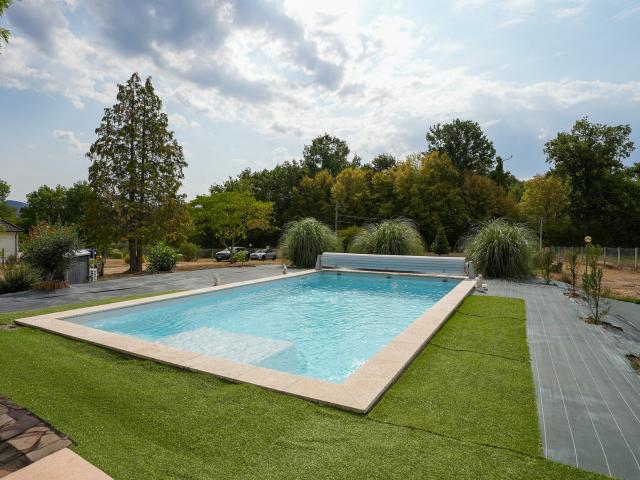 Maison 8 pièces 300 m²