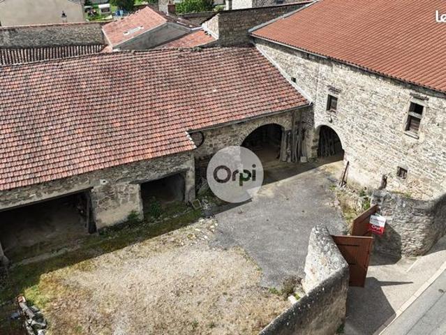Maison 8 pièces 300 m²
