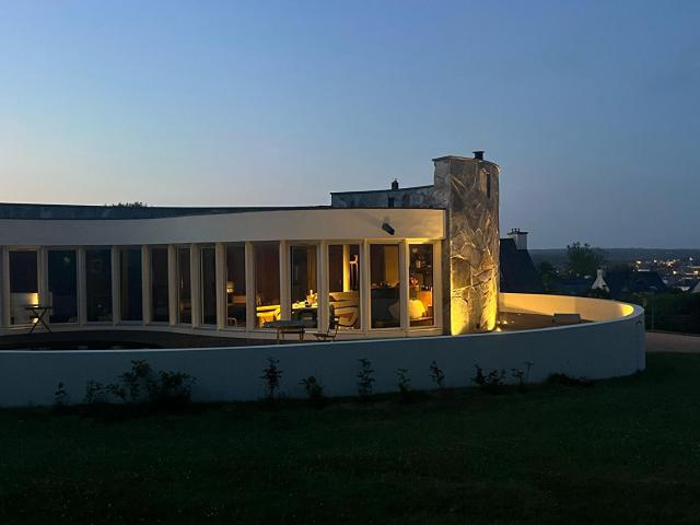 Maison 8 pièces 254 m²