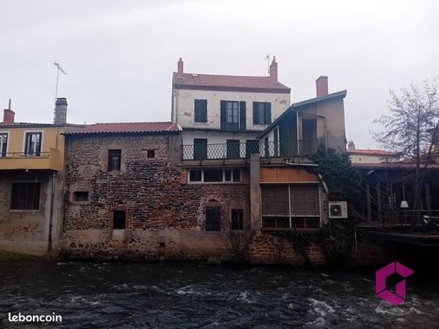 Maison 8 pièces 300 m²