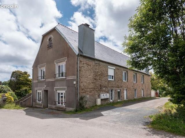 Maison 8 pièces 300 m²