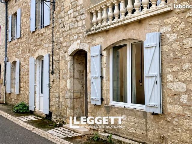 Maison 8 pièces 301 m²