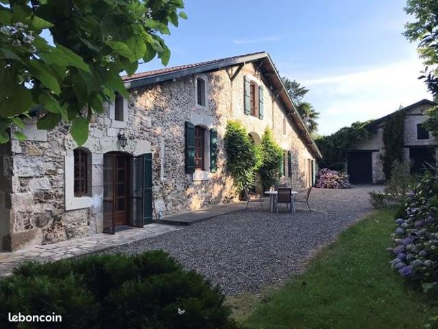 Maison 8 pièces 314 m²