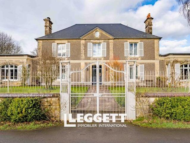 Maison 8 pièces 315 m²