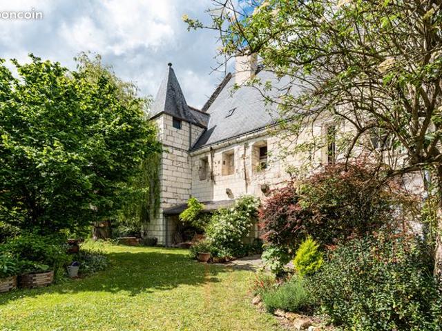 Maison 8 pièces 310 m²