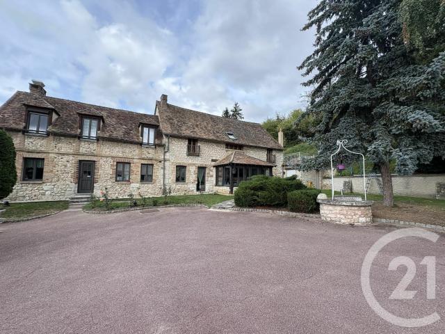 Maison 8 pièces 311 m²