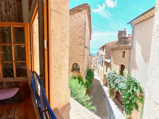 Maison 8 pièces 324 m²