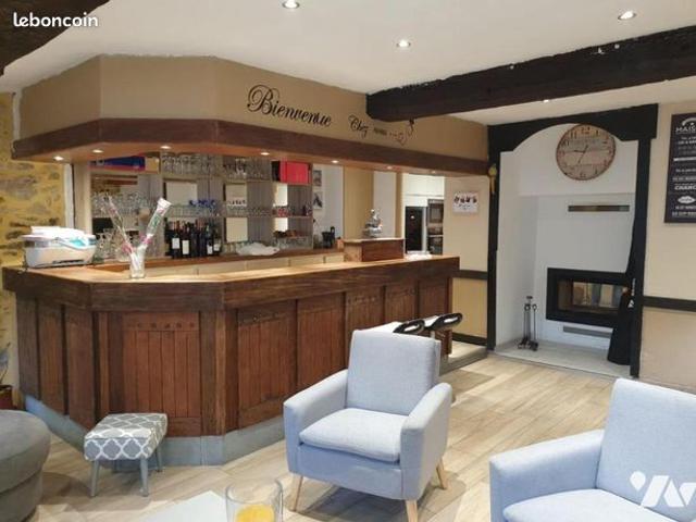 Maison 8 pièces 324 m²