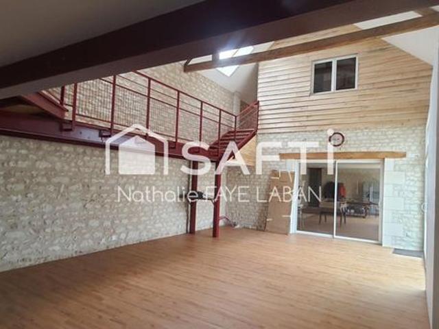 Maison 8 pièces 325 m²
