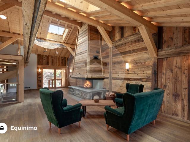 Maison 8 pièces 326 m²