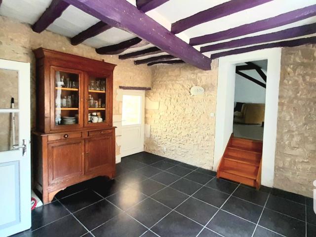 Maison 8 pièces 328 m²