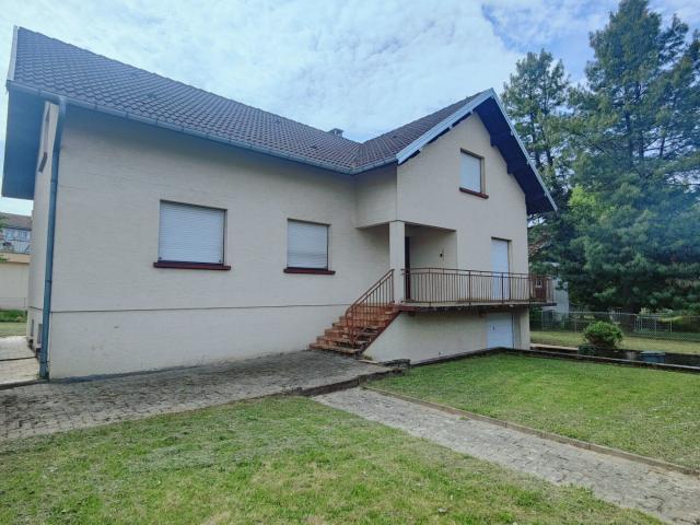 Maison 8 pièces 156 m²